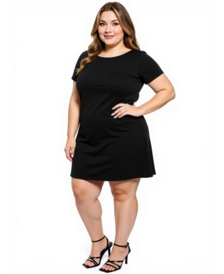 Plus Size Solid Round Neck Shift Dress