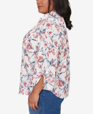 Plus Size Austin Etched Floral Butterfly Button Down Top