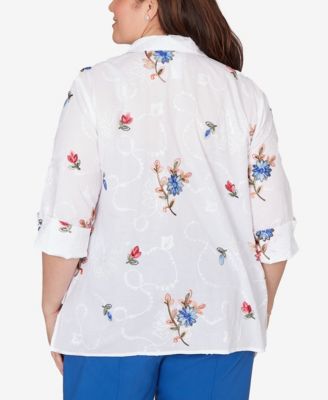 Plus Size The Royal Treatment Embroidered Flower Button front closure Top