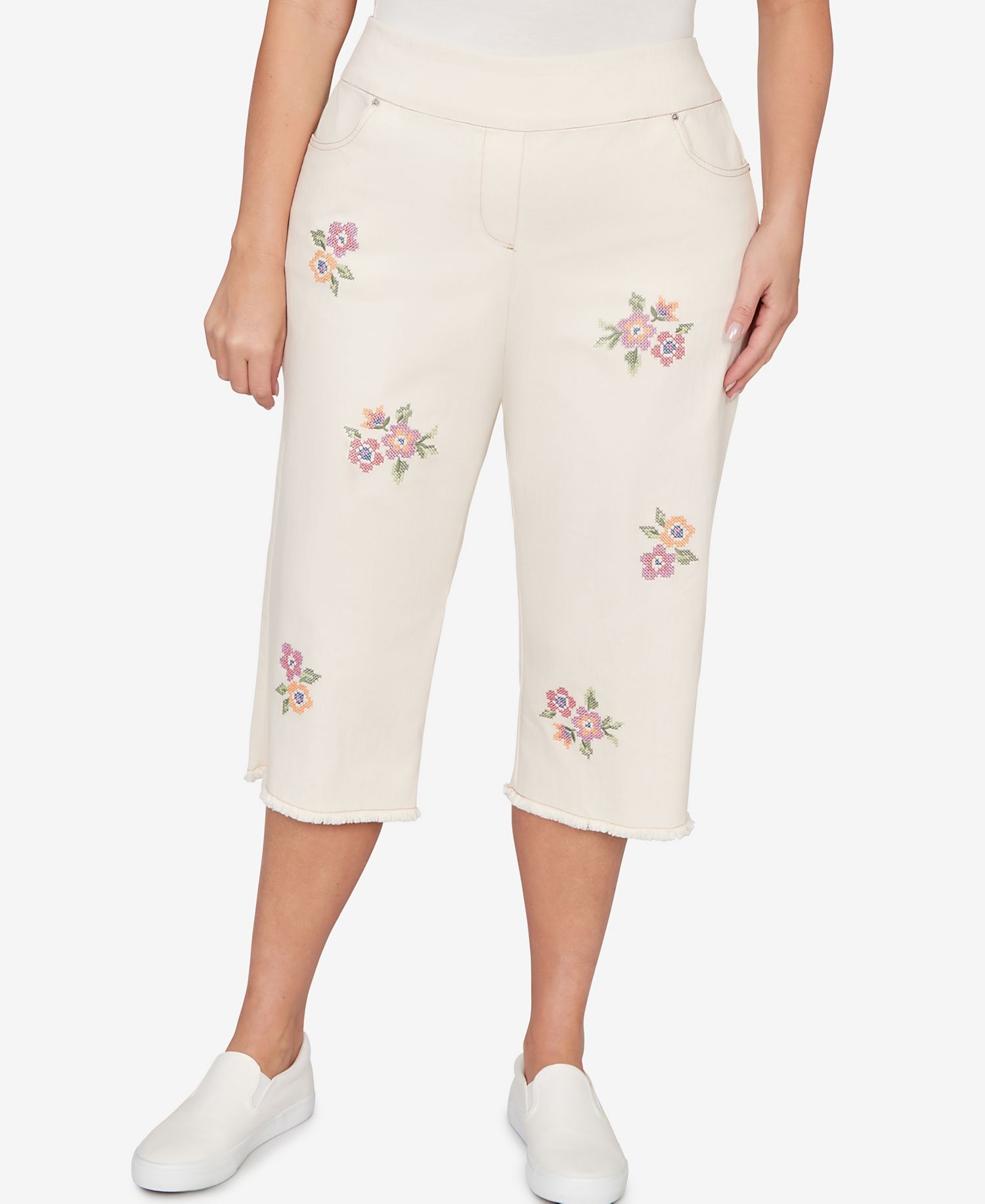 Plus Size Beachcomber Floral Cross Stitch Super Stretch Denim Capri Pants
