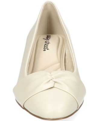 Lyanna Women's Block Heel Pumps