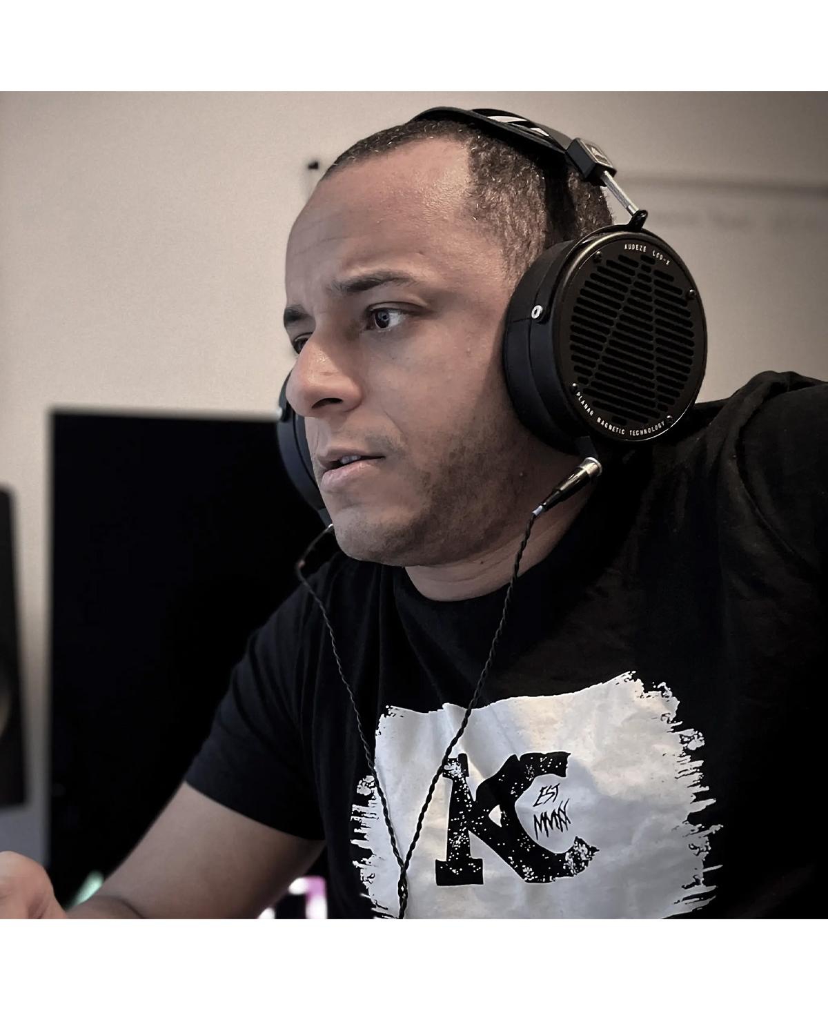 Audeze Lcd-x Planar Magnetic Over-Ear Headphones with Carrying Case