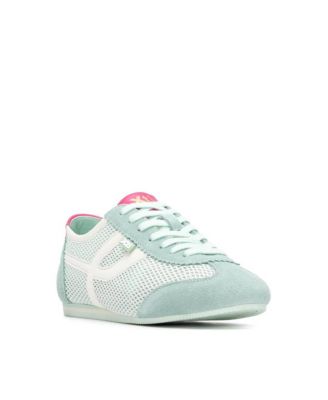 Women's Mesh Lace-Up Sneakers