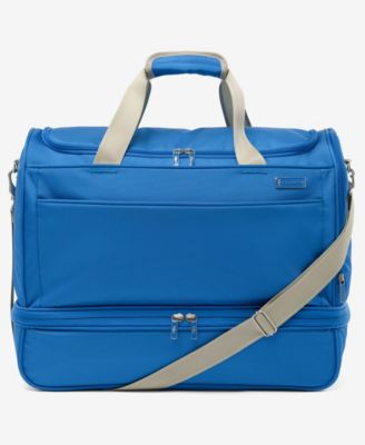 19" Drop-Bottom Weekender Duffel