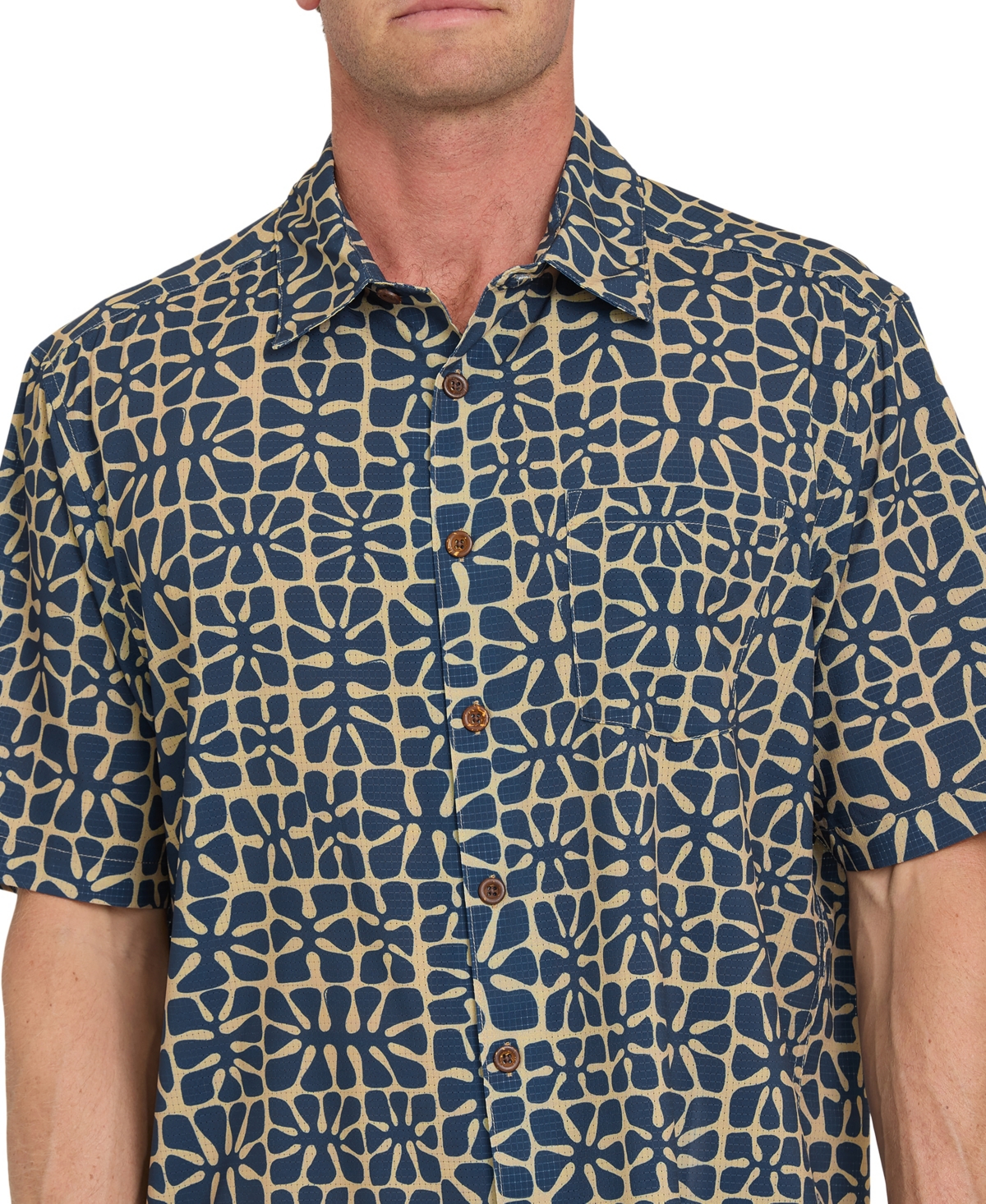 Quiksilver Waterman Men's Coral Sea Short-Sleeve Shirt