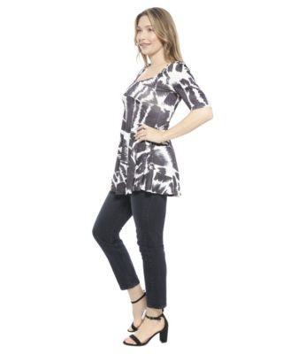 Women's Abstract Scoop Neck Elbow Sleeve Tunic Top