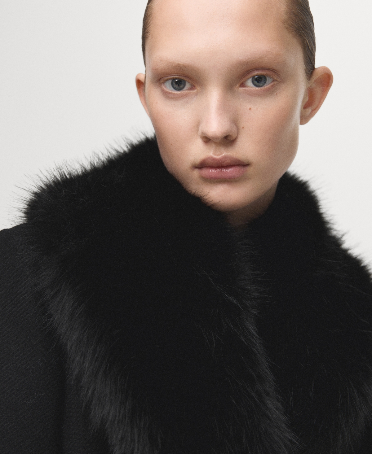 Mango Women's Fur Collar Manteco Wool Coat