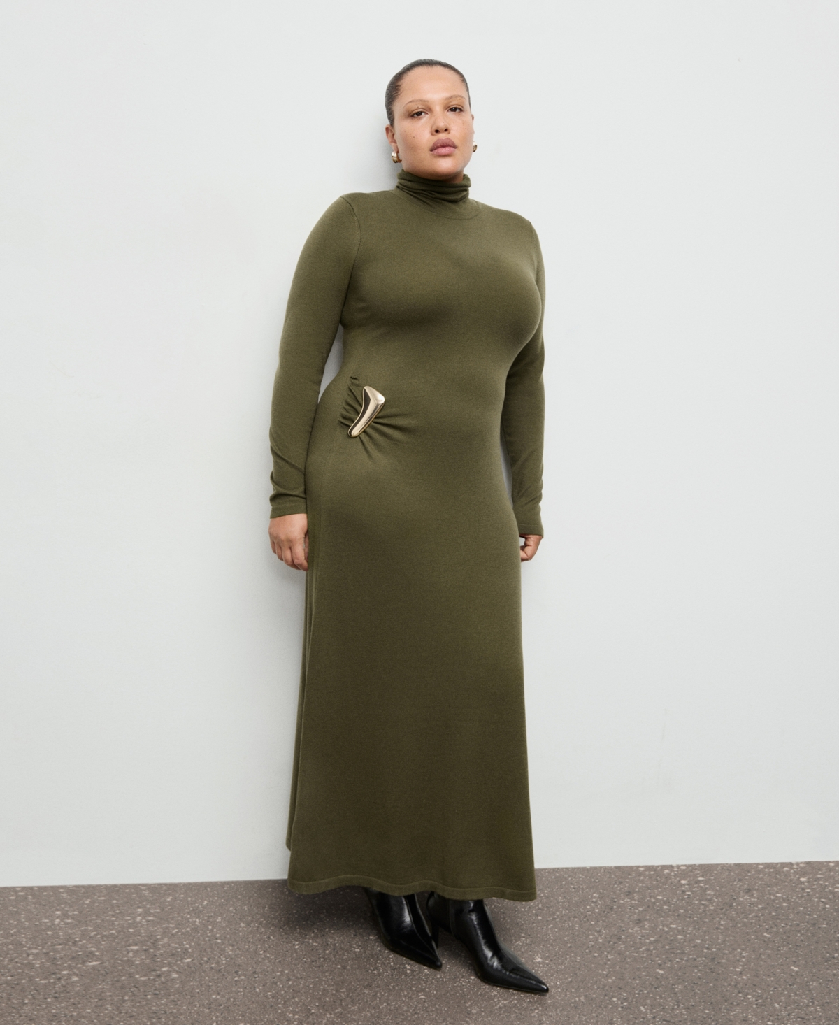 Mango Women's Brooch Turtleneck Knitted Dress