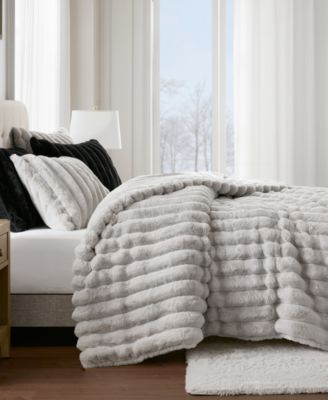 Jasmine Faux Fur Reverse to Velvet 3-Pc. Comforter Set, King