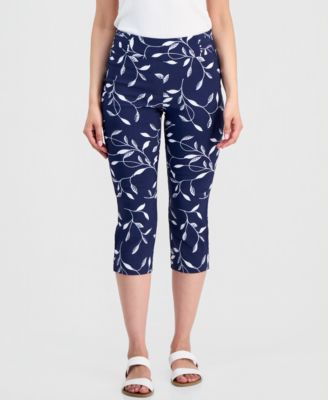 Petite Winding Leaves Rivet Capri Pants