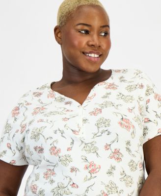 Plus Size Printed Short-Sleeve Henley Top
