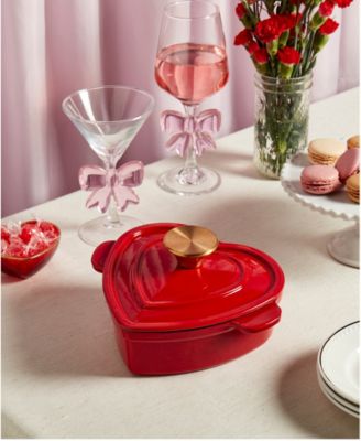 1-Quart Enameled Cast Iron Heart-Shaped Dutch Oven