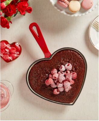 9" Enameled Cast Iron Heart-Shaped Skillet