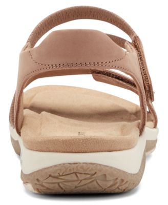 Women's Shevon Strappy Flat Round Toe Sandals