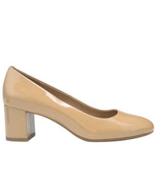 Women's Ebel Round Toe Dress Pumps