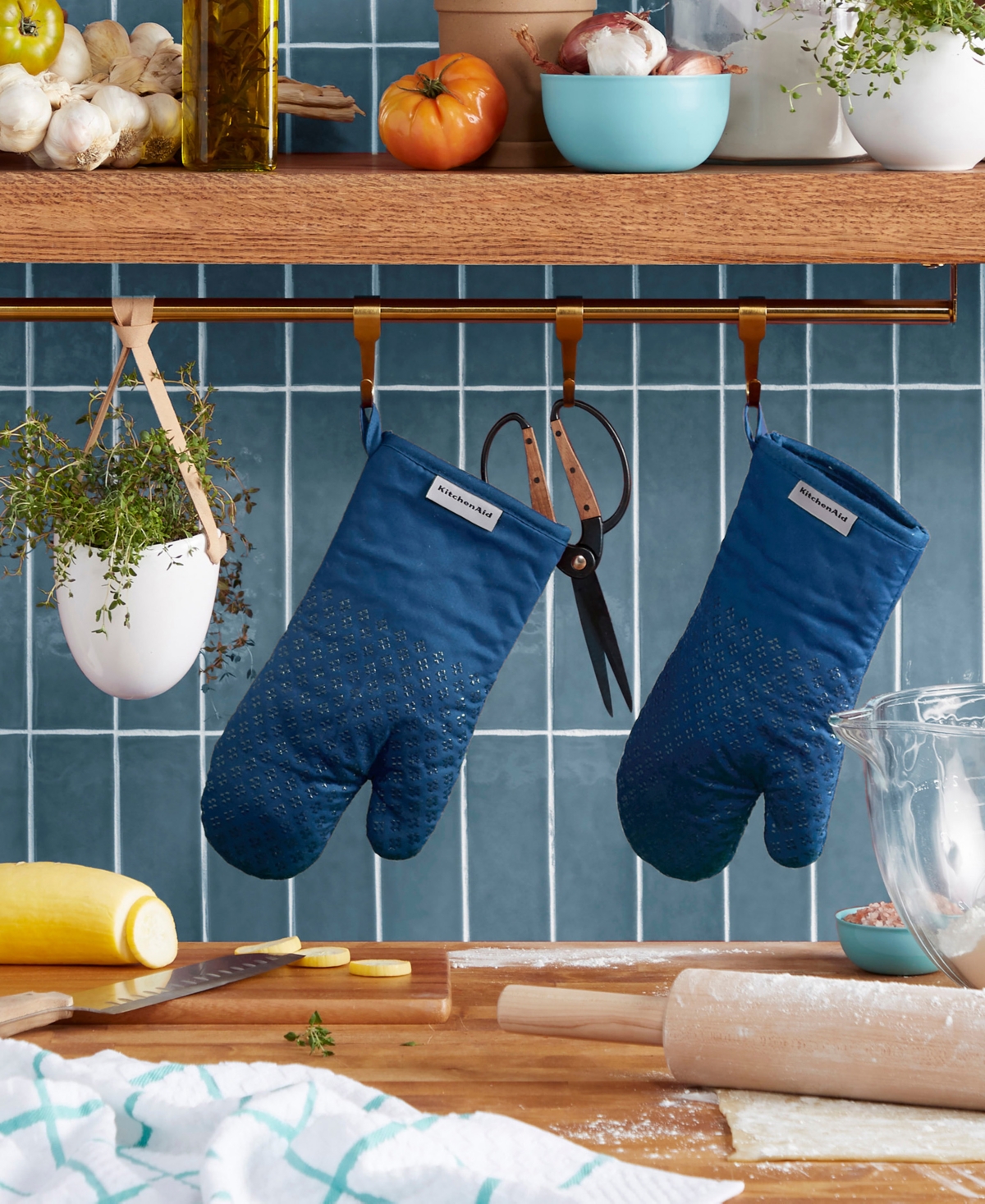 KitchenAid Asteroid Oven Mitt Set, 2 Piece