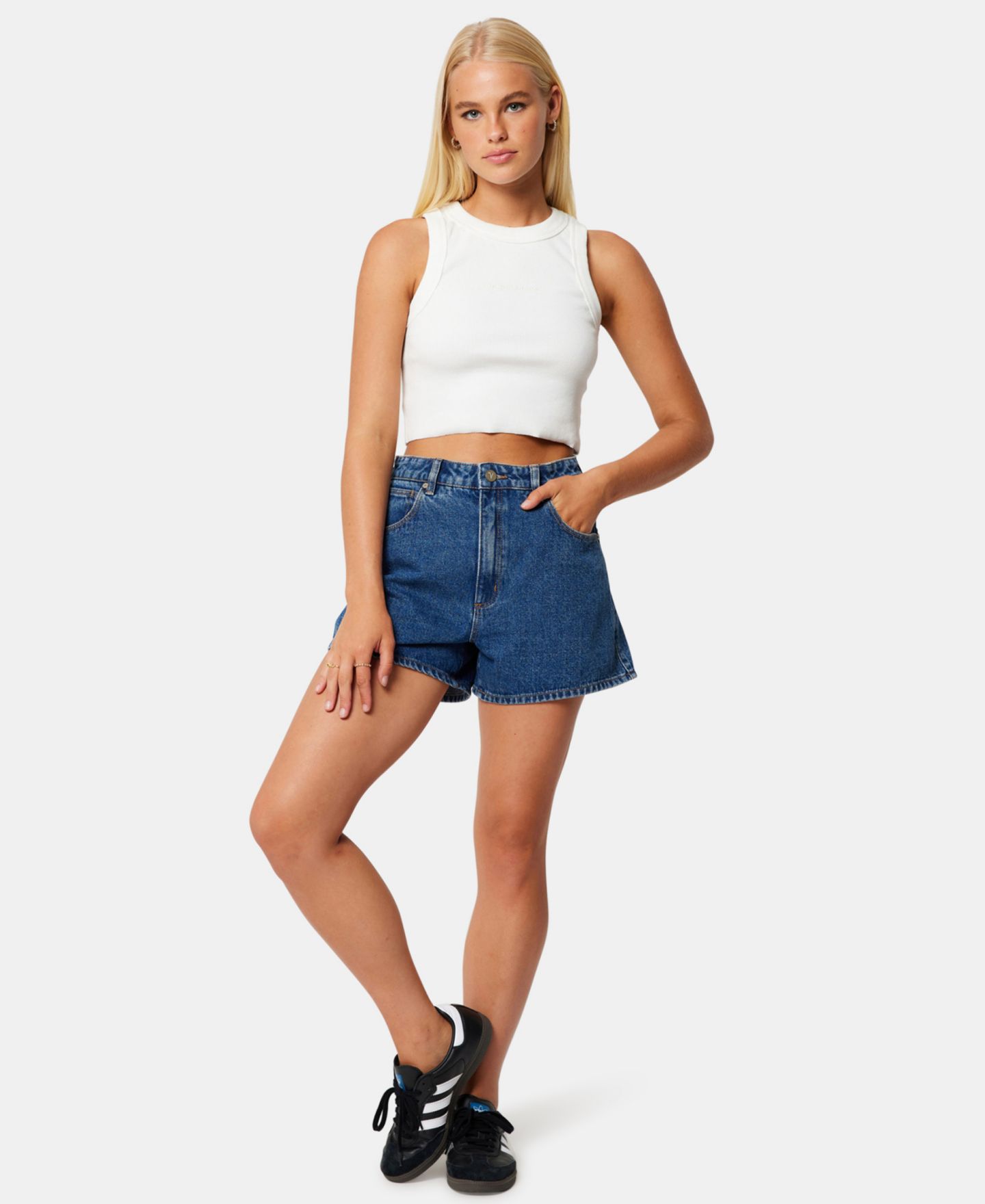 Женские шорты Abrand Venice Bella Mid-Rise Denim Shorts, цвет: Синий — фото 2