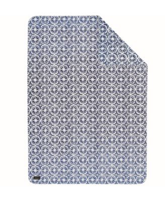 Due South Whimsical Throw, 50" x 70"