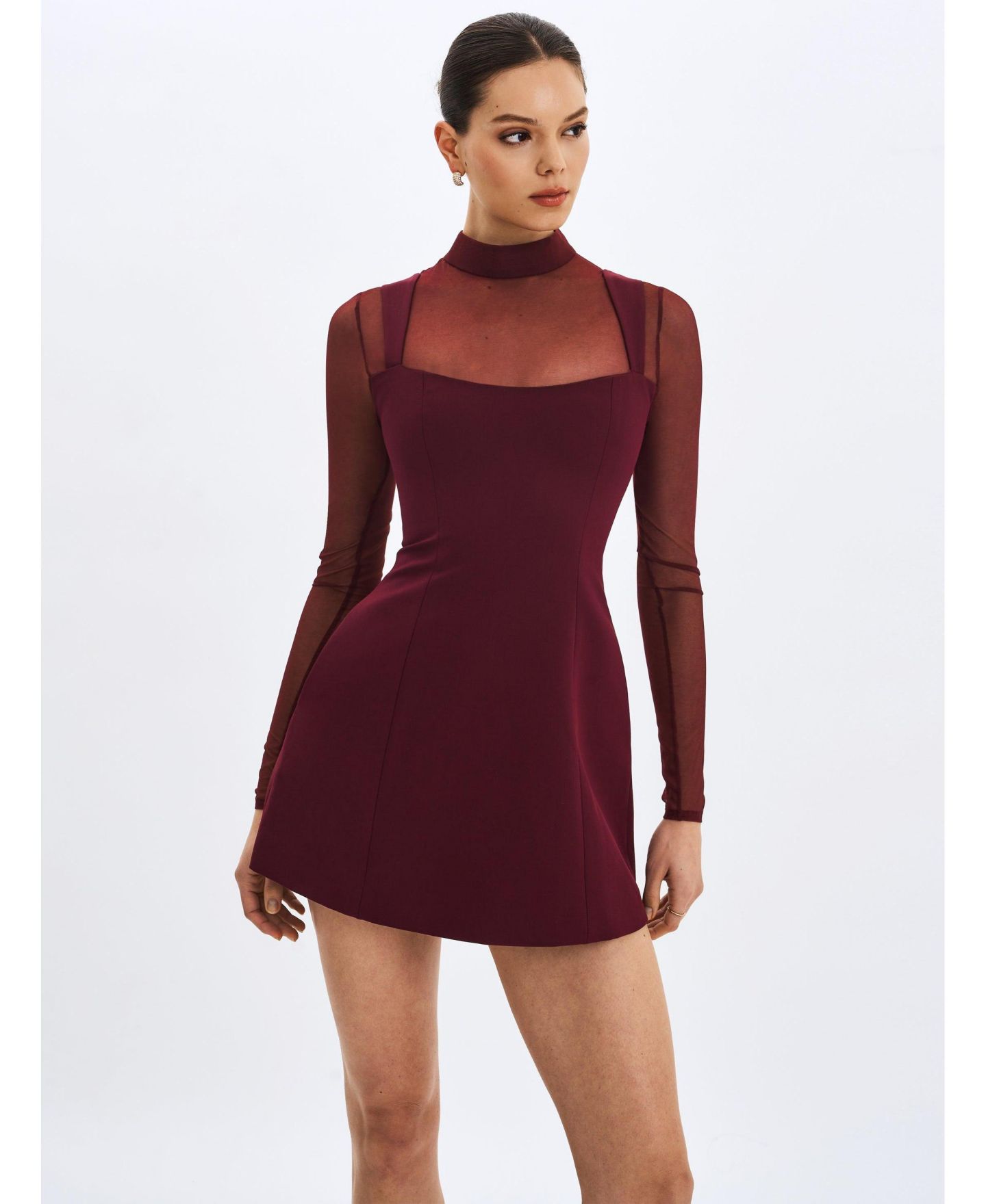 Женское платье Miss Circle Natasha Burgundy Faux Two-Piece Turtleneck Mini, цвет: Бордовый — фото 4