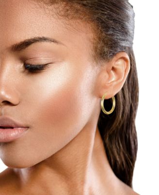 Hoop Earrings in 10k Yellow Gold