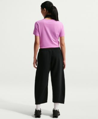 Sportswear Women's Essentials Logo T-Shirt