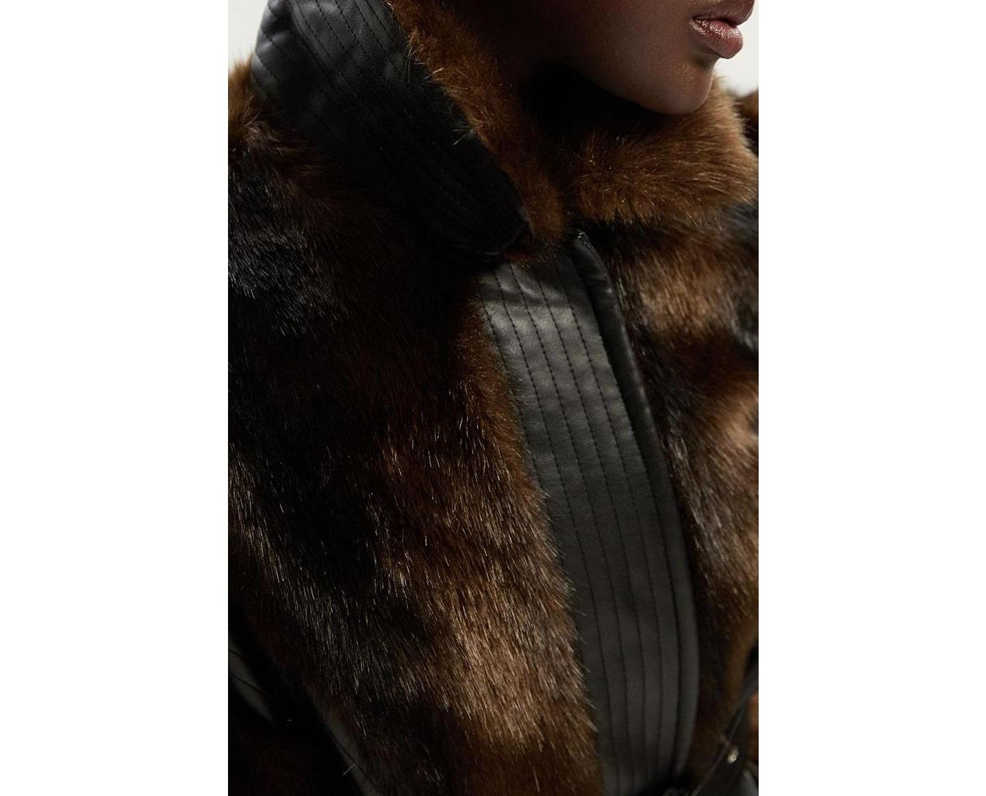 Женское пальто Karen Millen Faux Fur Belted Midi, цвет: Шоколадный — фото 7