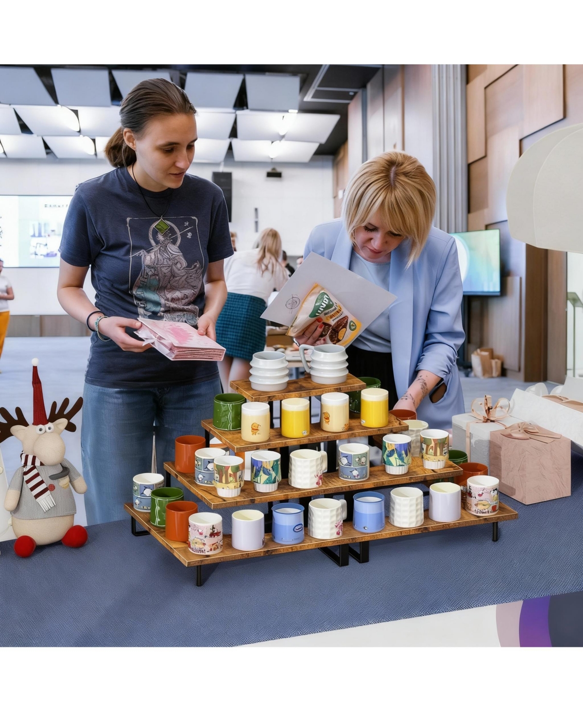 Yigii Display Rack for Small Items