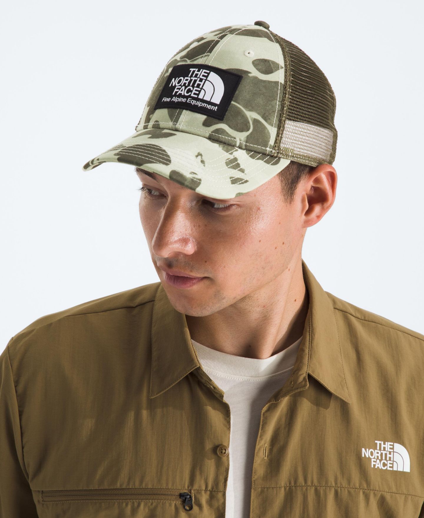 Мужская кепка The North Face Mudder Trucker Hat, цвет: Кедровый с принтом / Кедровый — фото 1