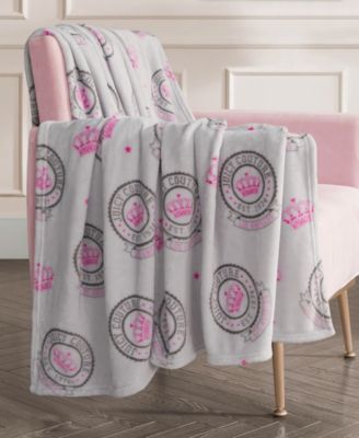 Plush Throw, 50" x 70"