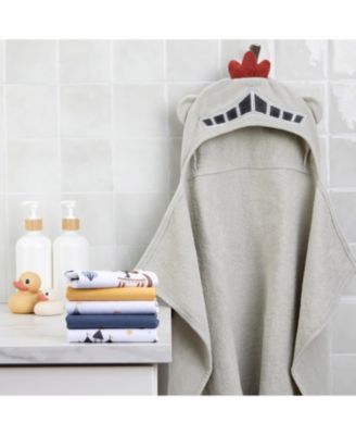 Baby 6-Piece Gift Set – Hooded Towel & 5 Wash Cloths (Newborn Bath Set, Themed Prints)