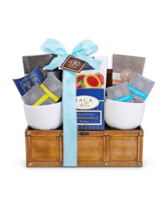 Coffee Bean Tea Leaf Signature Blend Gift Basket, 10 Piece