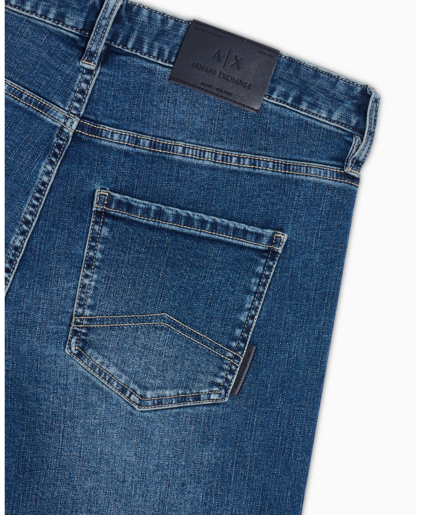 Мужские джинсы A|X Armani Exchange J13 Comfort Slim Cotton Denim Jeans, цвет: Синий джинсовый — фото 3