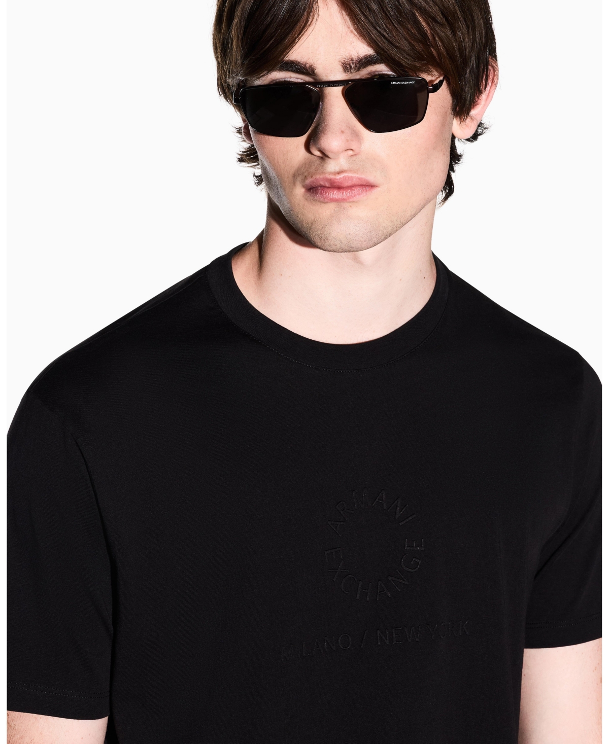 A|X Armani Exchange Men's Short Sleeve Tonal Circle Logo T-Shirt