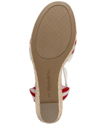 Women's Siennaa Closed Toe Wedge Espadrilles