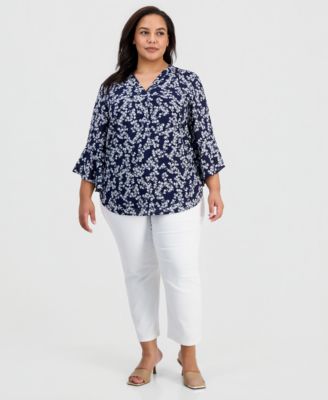 Plus Size Printed Y-Neck 3/4-Sleeve Top