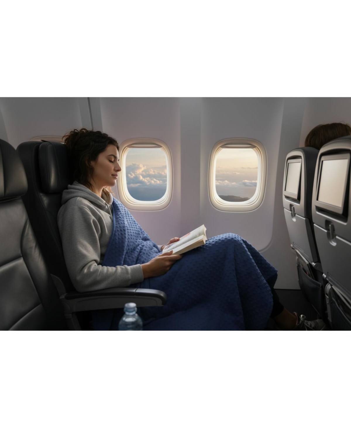 Anti Anxiety Weighed Travel Blanket to Calm Your Body. Relax Your Mind. Sleep Deeper.