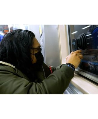 Ninja Flexible Window Hood for Smartphones