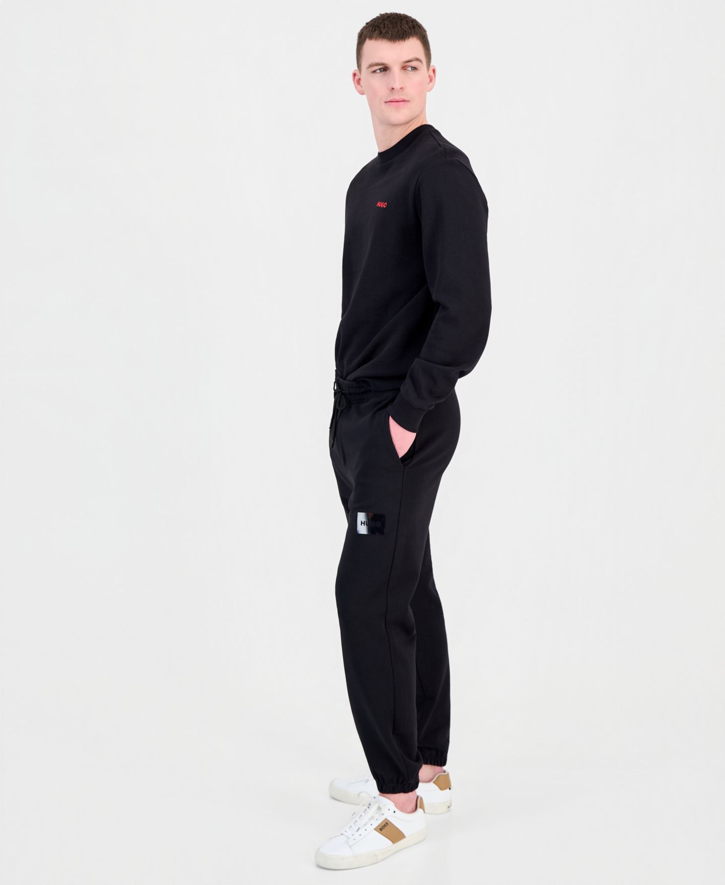 Мужские брюки Hugo Boss Daylony French Terry Trousers, цвет: Чёрный — фото 2