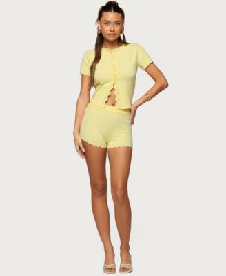 Women's Rosie Scalloped Knit Button Up Top