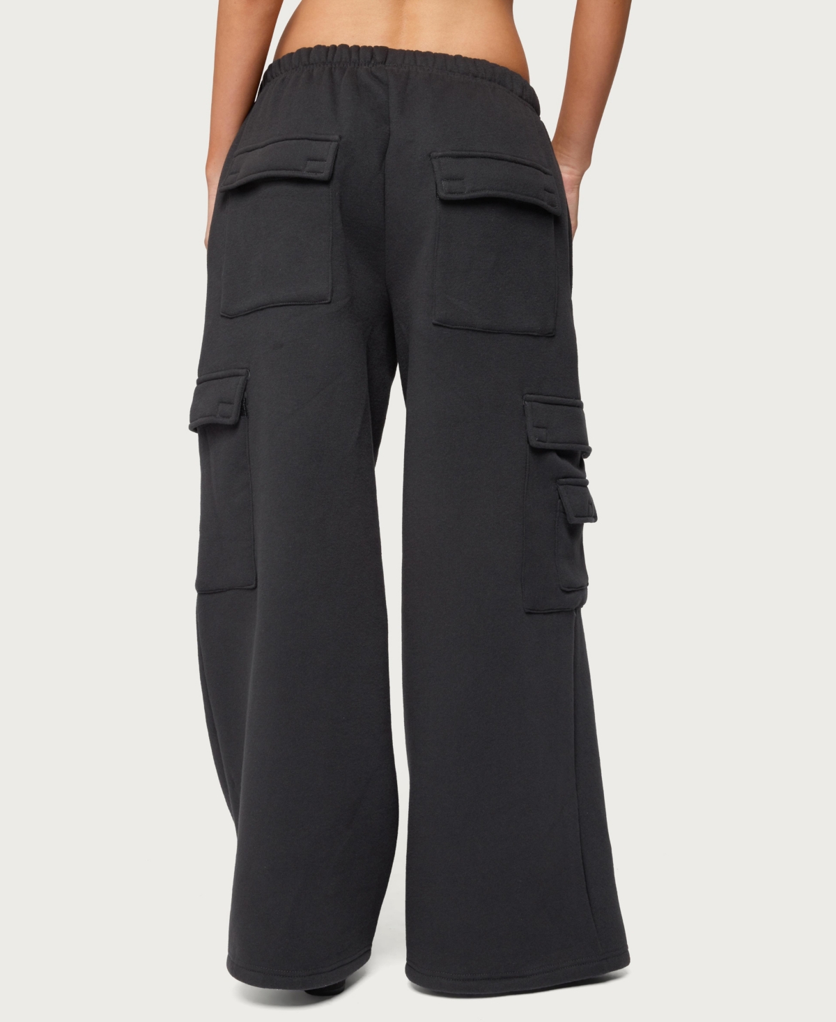 Edikted Women's Wide leg cargo sweatpants