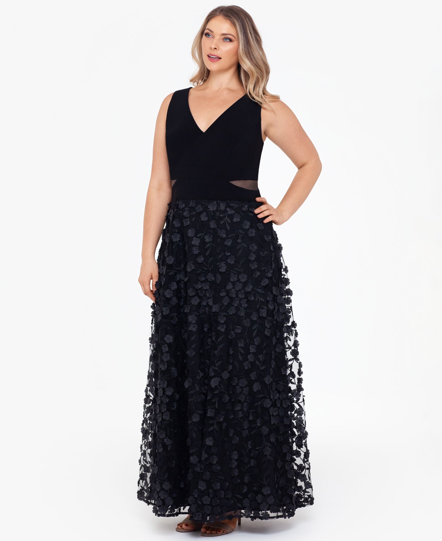 Plus Size V-Neck Sleeveless Ball Gown