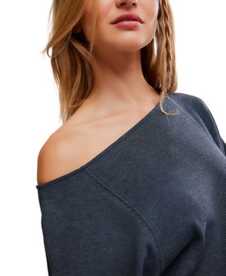 Women's Lucy Off-The-Shoulder T-Shirt