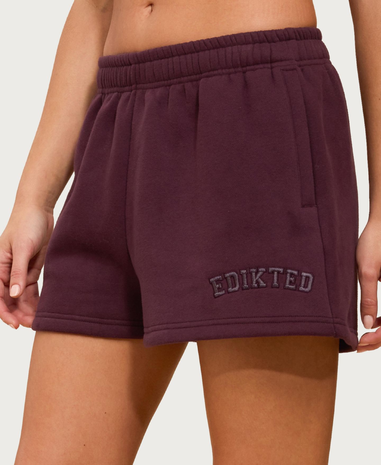 Женские шорты Edikted Girl Sweat Shorts, цвет: Сливовый — фото 4