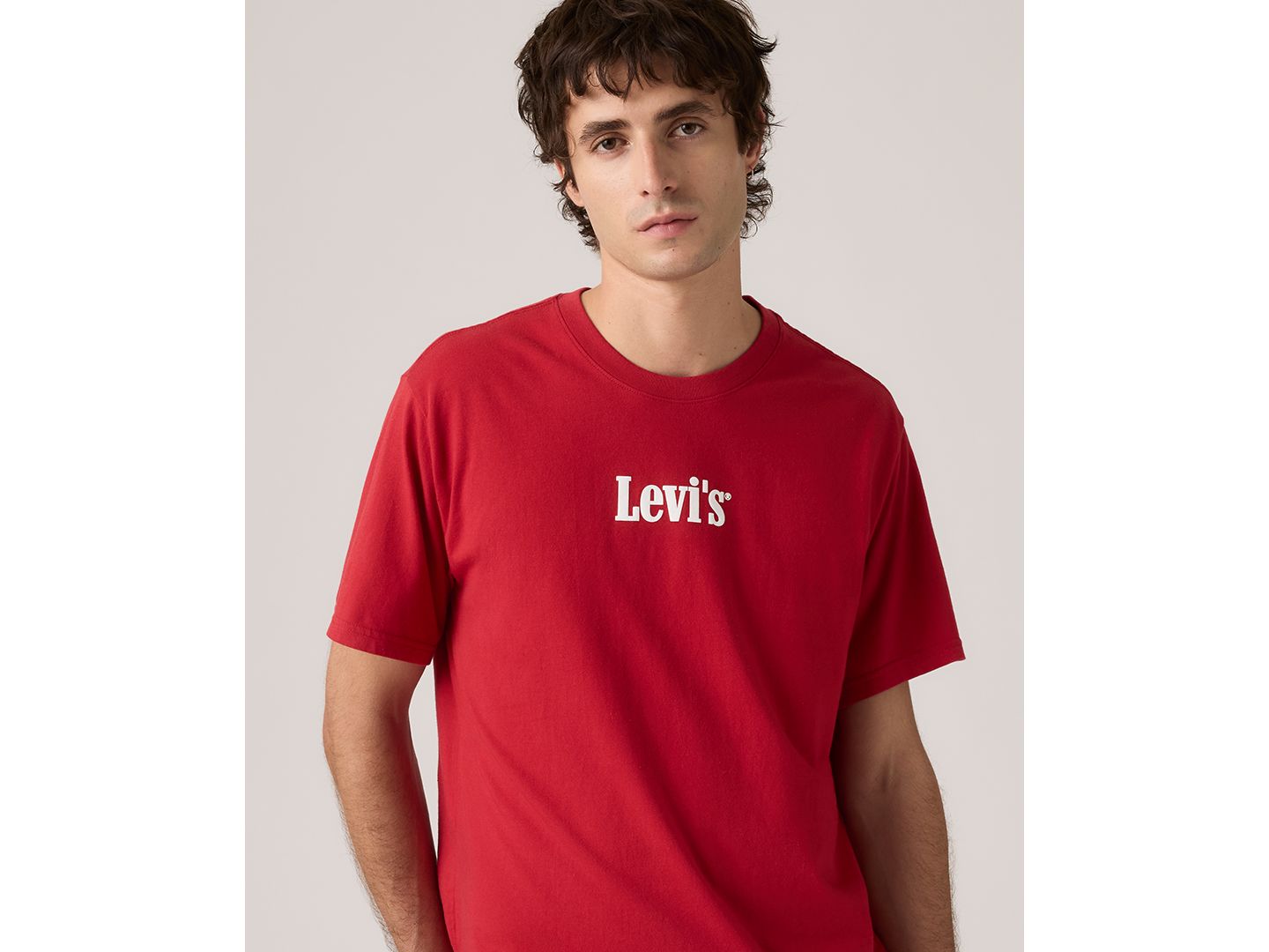 Мужская футболка Levi's Relaxed-Fit Box Tab Logo Crewneck, цвет: Красный — фото 2