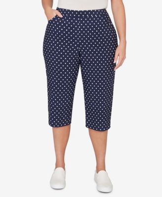 Plus Size Port Side Polka Dot Flat Front Denim Capri Pants