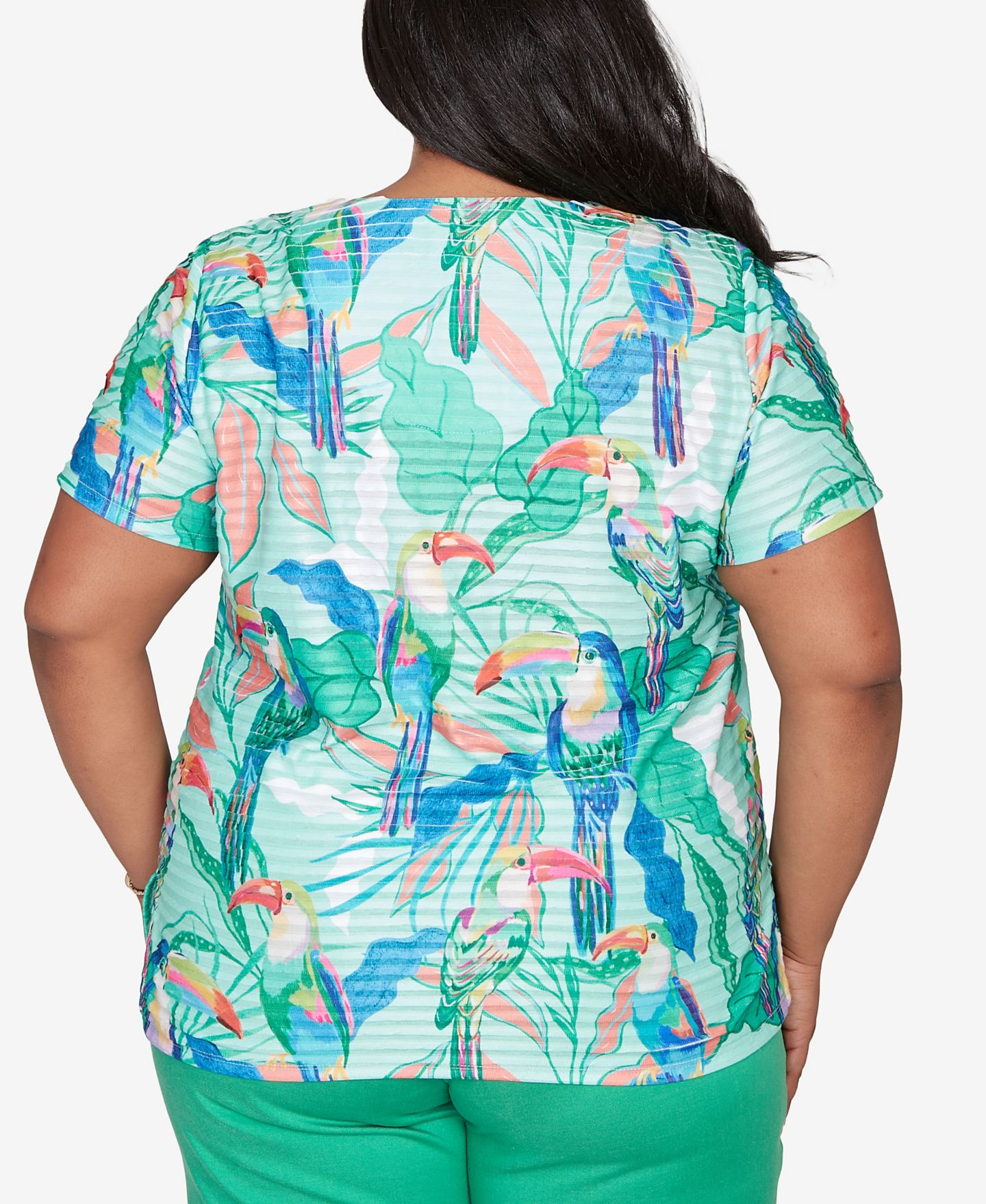 Женский топ Alfred Dunner Plus Size Resort Living Toucan Textured Short-Sleeve, цвет: Пальмовый зелёный — фото 6
