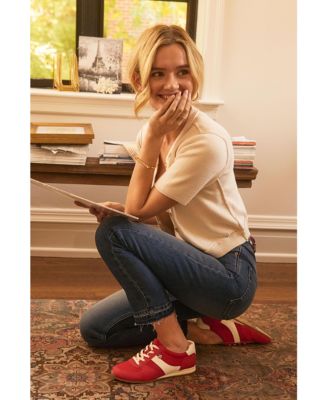 Women's Fearless Lace-up Sneakers