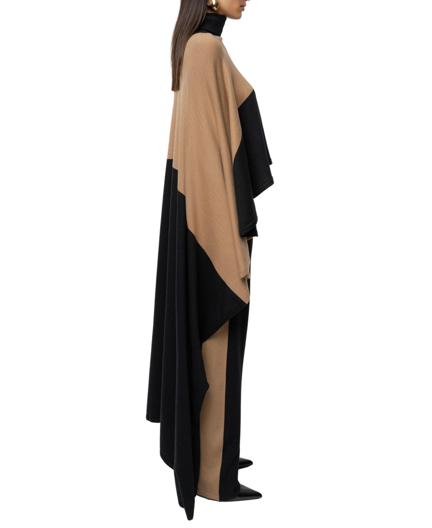 Women's Chasing Fall Contrast Top