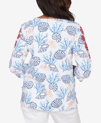 Women's Port Side Shell Print Embroidered Top