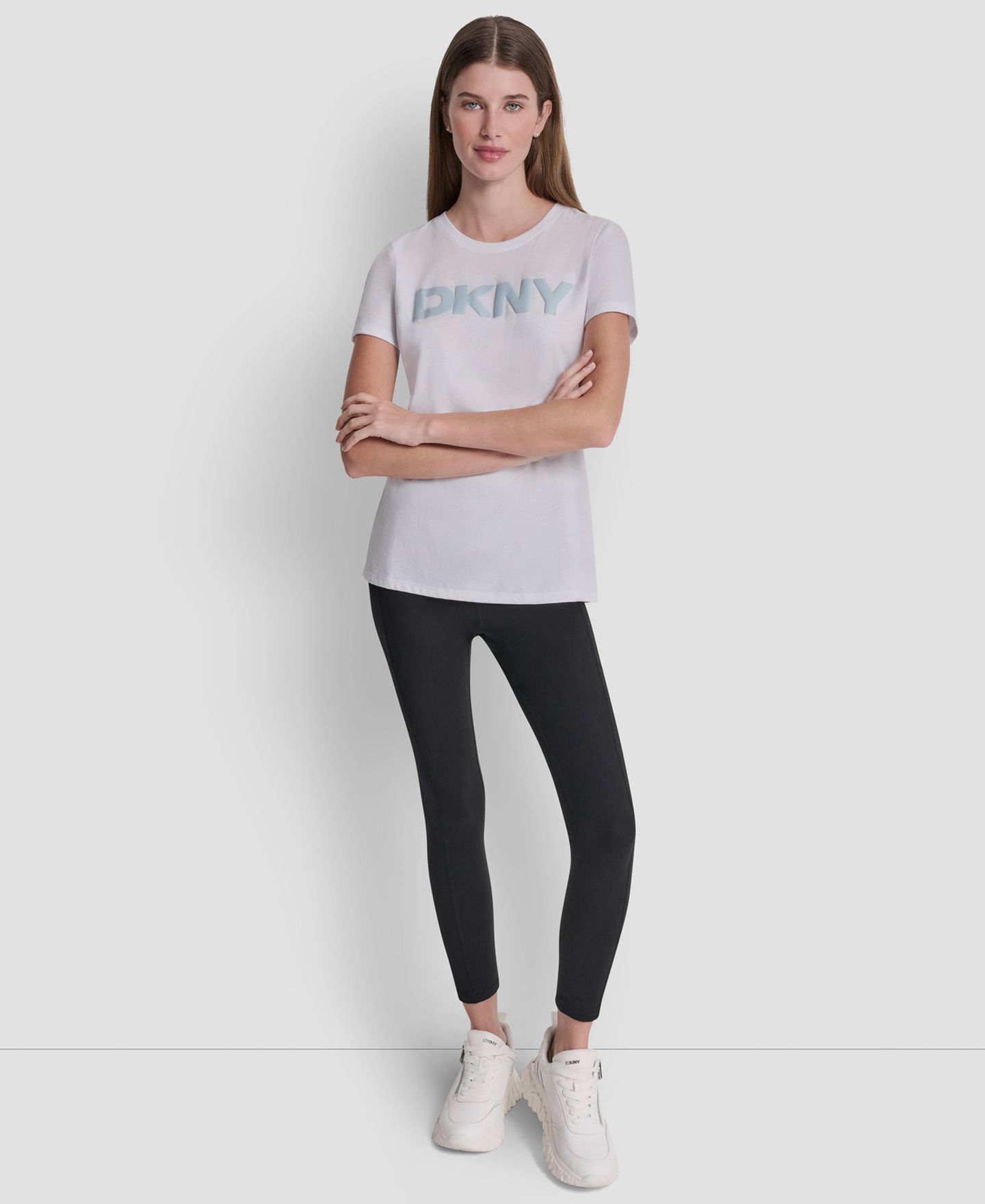 Женская футболка DKNY Sport Puff Logo Crewneck, цвет: Белый / Минеральный — фото 2